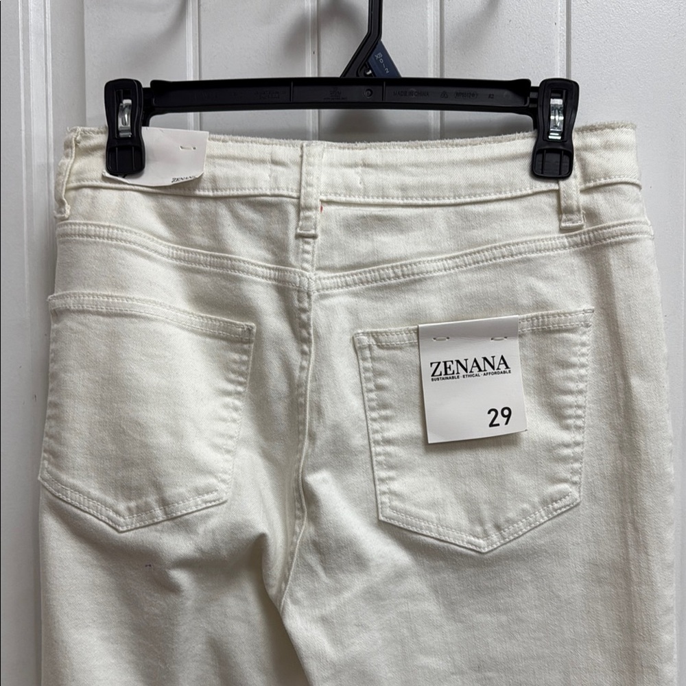 Zenana Outfitters Cream Ankle & Cropped Jeans